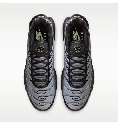 Кроссовки мужские Nike Air Max Plus MenS Shoe Black/Grey CZ7552-001