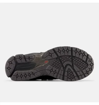 Кроссовки мужские New Balance 1906R Triple Black 1906ROE