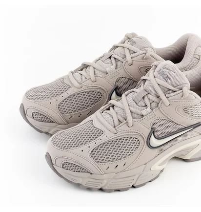 Кросівки жіночі Nike V5 Rnr Grey/Violet II6294-201