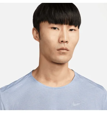 Футболка чоловіча Nike Dri-Fit Rise 365 Light Blue CZ9184-483