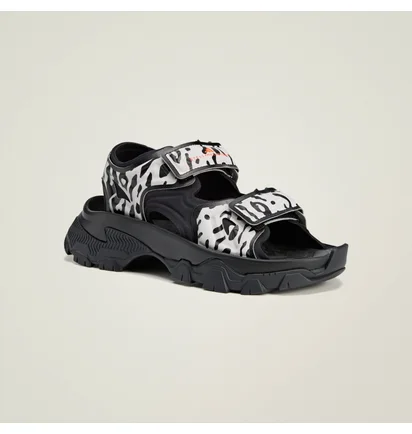 Сандалі жіночі Adidas By Stella Mccartney Hika Outdoor Sandals Black/White IF1797