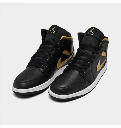 Кросівки чоловічі Air Jordan Retro 1 Mid Casual Shoes Black DQ8426-071