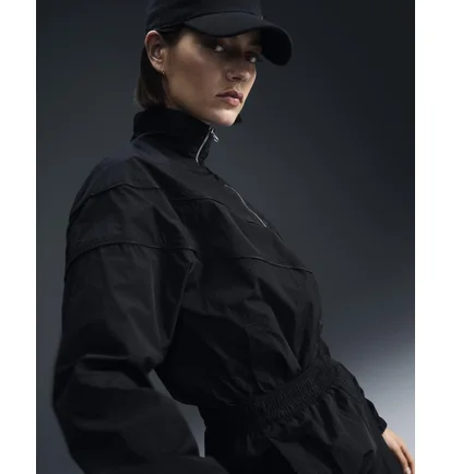 Олимпийка женская Nike Windrunner Black FV6304-010