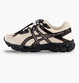 Кроссовки унисекс Asics Gel-Cumulus 16 Finesse Beige/Black 1203B003-200