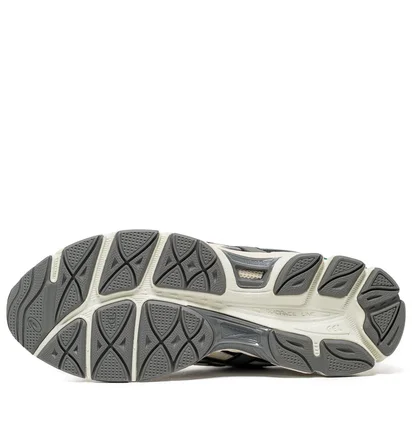 Кросівки чоловічі Asics Gel-Nyc 2055 Beige/Grey 1203A542-200