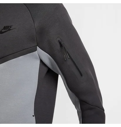 Толстовка чоловіча Nike Nk Tech Fl. 2025 Grey HV0949-061