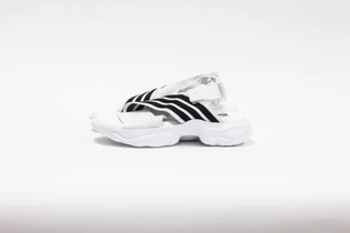 Сандалі жіночі Adidas Wmns Magmur Sandals White EF5848