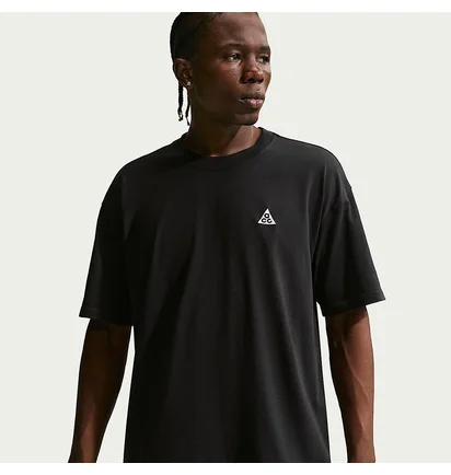 Футболка мужская Nike Acg Df Tee Lse 12Mo Camp Lt Black IH1288-010