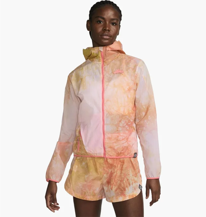 Вітровка жіноча Nike Trail Repel Jkt Peach DX1041-611