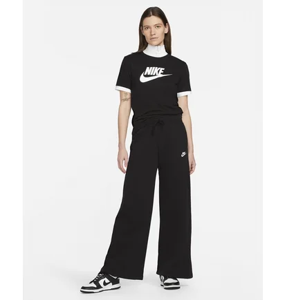 Футболка женская Nike Essential Icon Futura Tee Black Dx7906-010