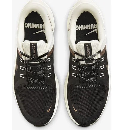 Кроссовки женские Nike Wmns Quest 4 Prm Black/White DA8723-001