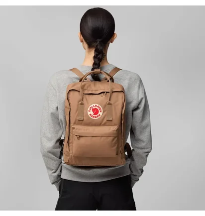 Рюкзак унисекс Fjallraven Kanken Brown 23510.228