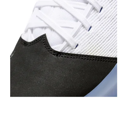 Кросівки унісекс Nike Lebron 19 Low White Dh1270-100