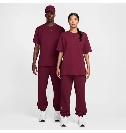 Футболка унісекс Nike Nocta Cs Short-Sleeve Tee Bordo HM5774-638