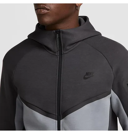 Толстовка чоловіча Nike Nk Tech Fl. 2025 Grey HV0949-061