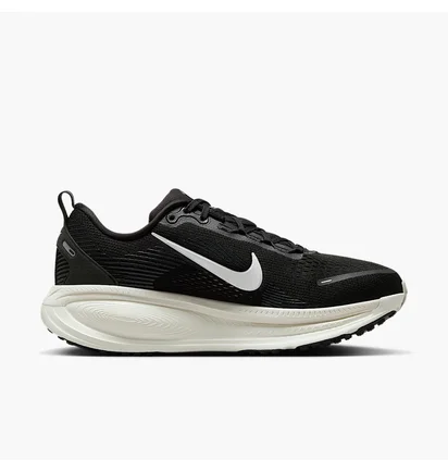 Кросівки жіночі Nike Vomero 18 Black HM6804-005