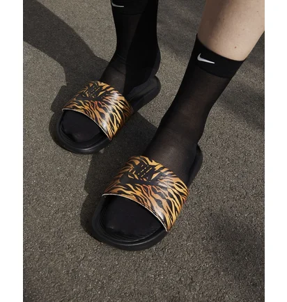Тапочки жіночі Nike Womens Print Slides Black/Orange Cn9676-010