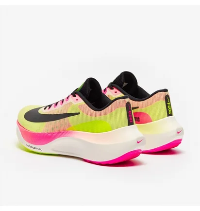 Кросівки чоловічі Nike Zoom Fly 5 Premium Yellow/Peach FQ8112-331