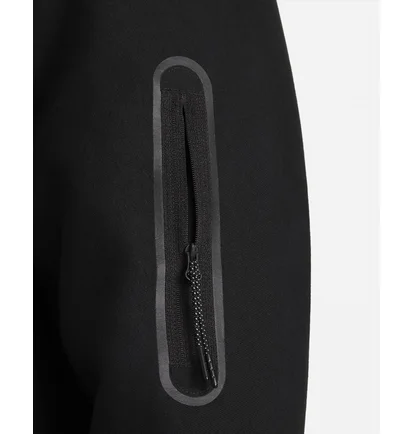 Свитшот мужской Nike Sportswear Tech Fleece Black CU4505-010