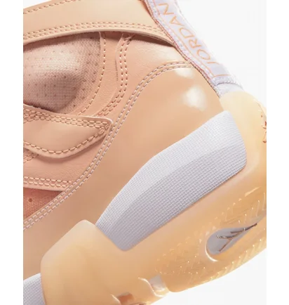 Кросівки жіночі Air Jordan Jumpman Two Trey Orange DR9631-800