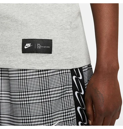 Футболка женская Nike Sportswear Ss Crew Nby Grey CZ6368-063