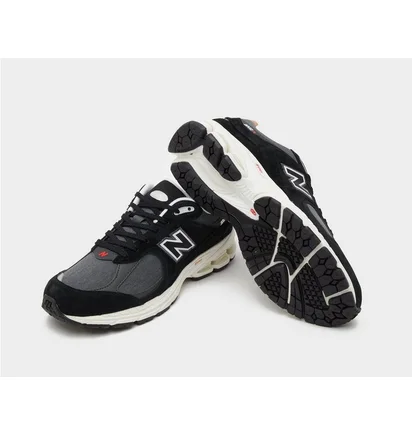 Кроссовки мужские New Balance 2002R Black M2002Reb