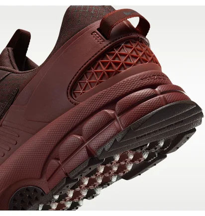 Кросівки чоловічі Nike Zoom Vomero Roam Brown HV6901-200