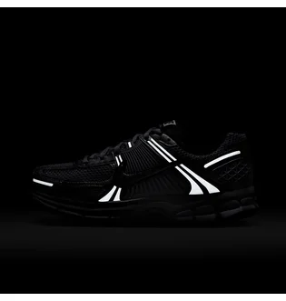Кроссовки женские Nike Air Zoom Vomero 5 Grey/Metallic IB7253-500