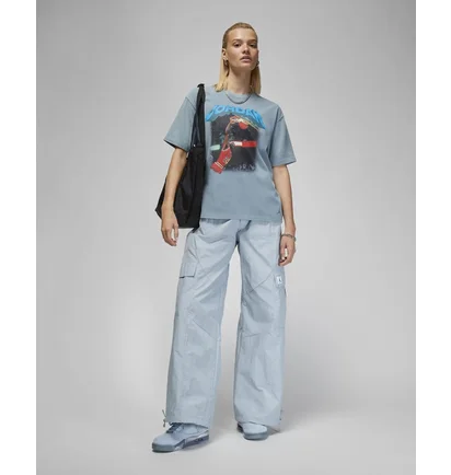 Футболка жіноча Air Jordan (Her)Itage WomenS Graphic T-Shirt Light Blue FB5137-031