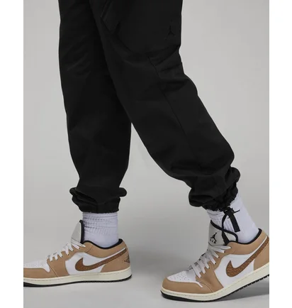 Штаны мужские Air Jordan Essentials Chicago Pants Black FB7305-010