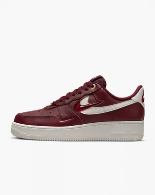 Кроссовки женские Nike Air Force 1 07 Premium Red Dz5616-600