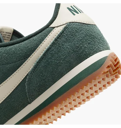 Кроссовки женские Nike Cortez Vintage Green FJ2530-301