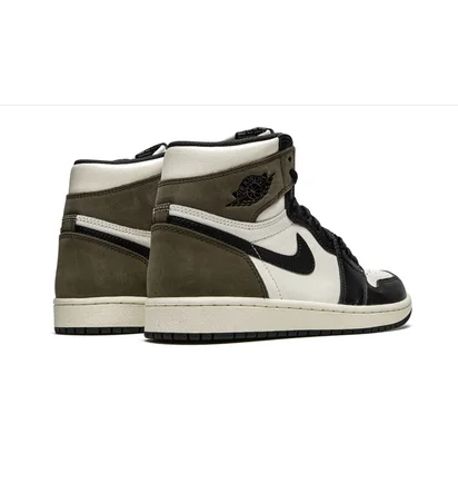 Кроссовки мужские Air Jordan 1 Retro High Og Black/White 555088-105
