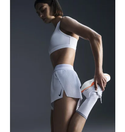 Шорти жіночі Nike Aeroswift Dri-Fit Adv Mid-Rise Brief-Lined 3 Running Shorts White FN2328-085