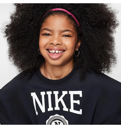 Свитшот детский Nike Sportswear Club Girls French Terry Crew Black HJ3373-010