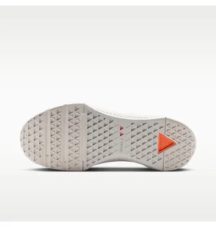 Кросівки жіночі Nike W Metcon 10 Beige HQ2620-101