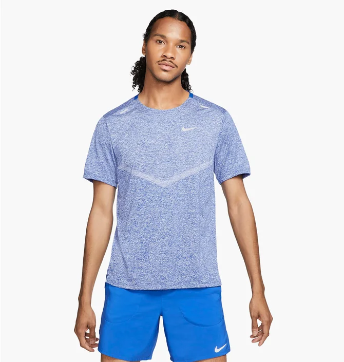 Футболка чоловіча Nike Rise 365 MenS Dri-Fit Short-Sleeve Running Top Light Blue CZ9184-482