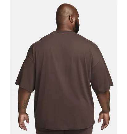Футболка чоловіча Nike T-Shirt Sportswear Premium Essentials Brown FB9766-237