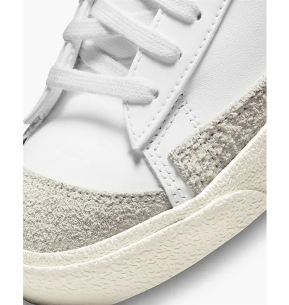 Кроссовки женские Nike Blazer Mid '77 Vintage White CZ1055-109