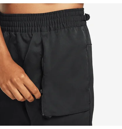 Штаны женские Nike Sportswear Dri-Fit Tech Pack Mid-Rise Woven Pants Black DQ6659-010