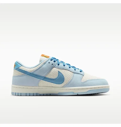 Кросівки жіночі Nike Dunk Low Se White/Light Blue IH2479-100
