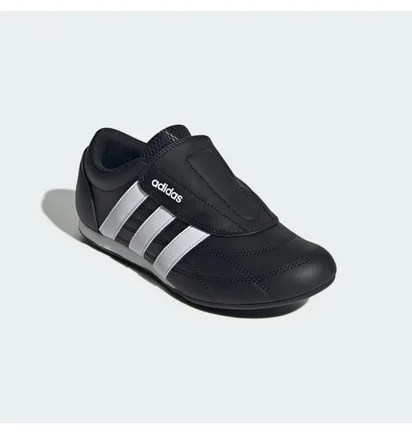 Кроссовки женские Adidas Tekwen Black JS3871