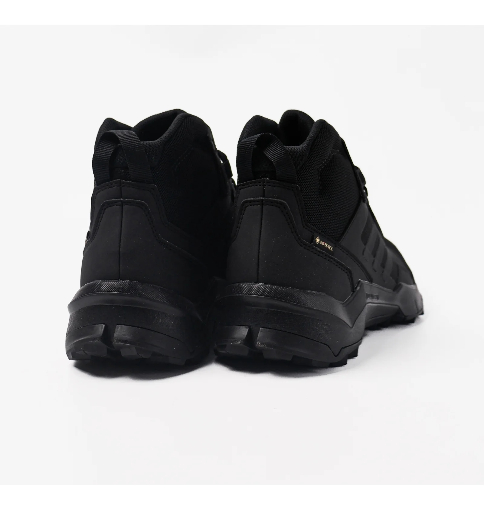 ᐉ Кросівки чоловічі Adidas Terrex Ax4 Mid Gore-Tex Hiking Shoes