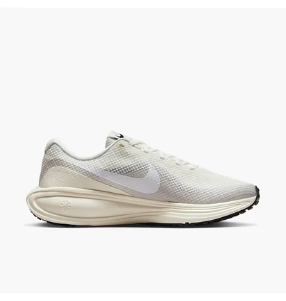 Кросівки жіночі Nike Revolution 8 Beige HJ8485-103