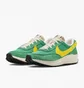Кроссовки женские Nike Waffle Debut Vintage Shoes Green DX2931-300