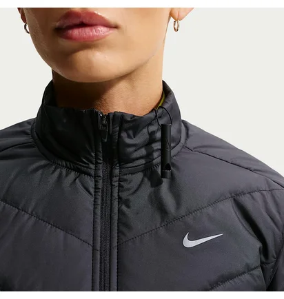Куртка женская Nike Swift Tf Black HV2744-010