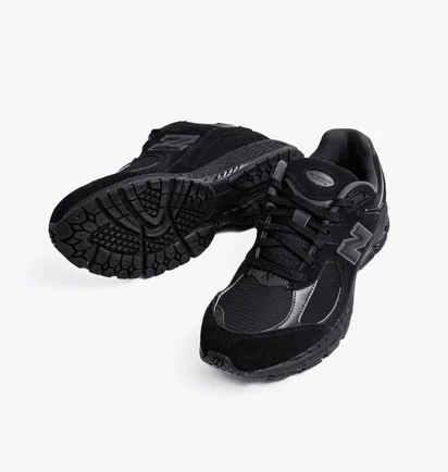 Кроссовки мужские New Balance 2002R Black U2002RBL