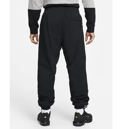 Штани чоловічі Nike Windrunner Black FB8616-010
