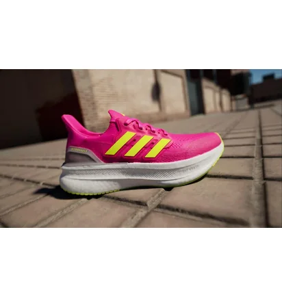 Кросівки жіночі Adidas Ultraboost 5 Pink ID8844