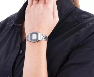 Часы женские Casio Vintage Digital Floral Motif Face LA680WEA-1EF